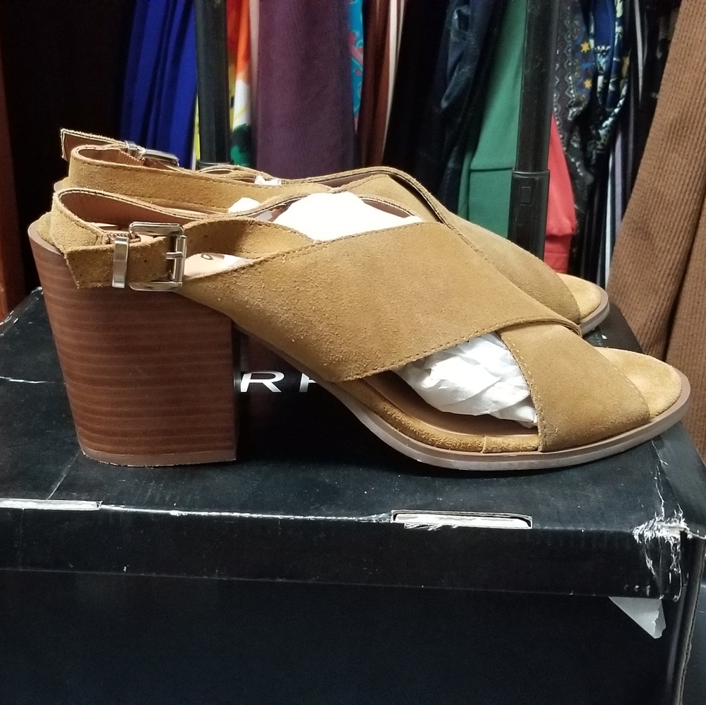 Torrid Mustard Suede 12W Heels